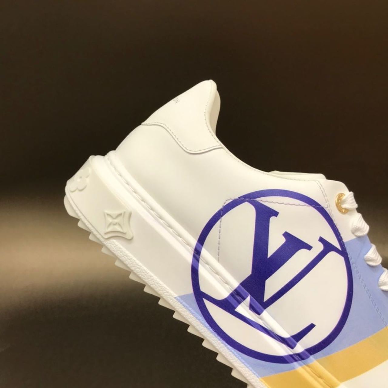 Louis Vuitton Time Out Low Top Sneakers Calfskin Leather Fall/Winter Collection Light Blue