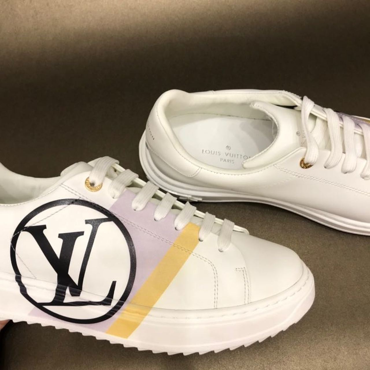 Louis Vuitton Time Out Low Top Sneakers Calfskin Leather Fall/Winter Collection Black/Silver