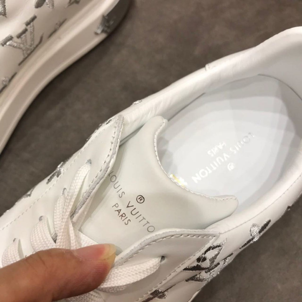 Louis Vuitton Time Out Low Top Sneakers Calfskin Leather Fall/Winter Collection White/Silver