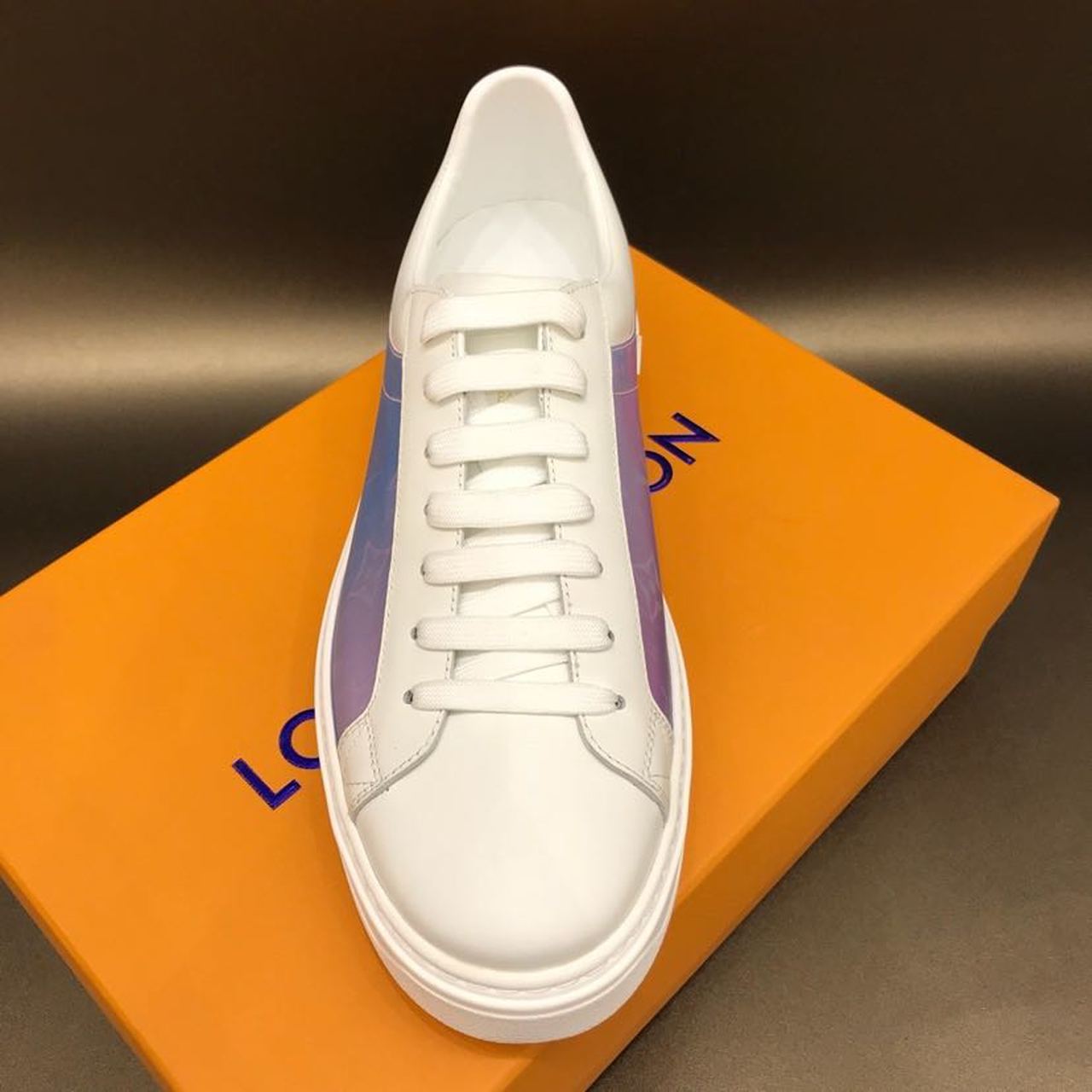 Louis Vuitton Time Out Low Top Sneakers Calfskin Leather Fall/Winter Collection 1A64RY, White/Multi
