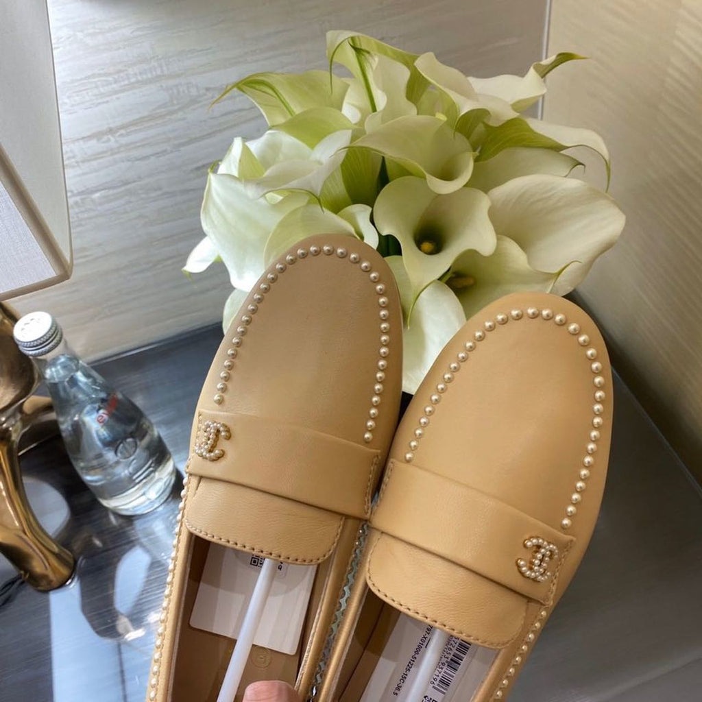 Chanel Pearl Embroidered Flats Sandals Lambskin Leather Spring/Summer Collection Tan