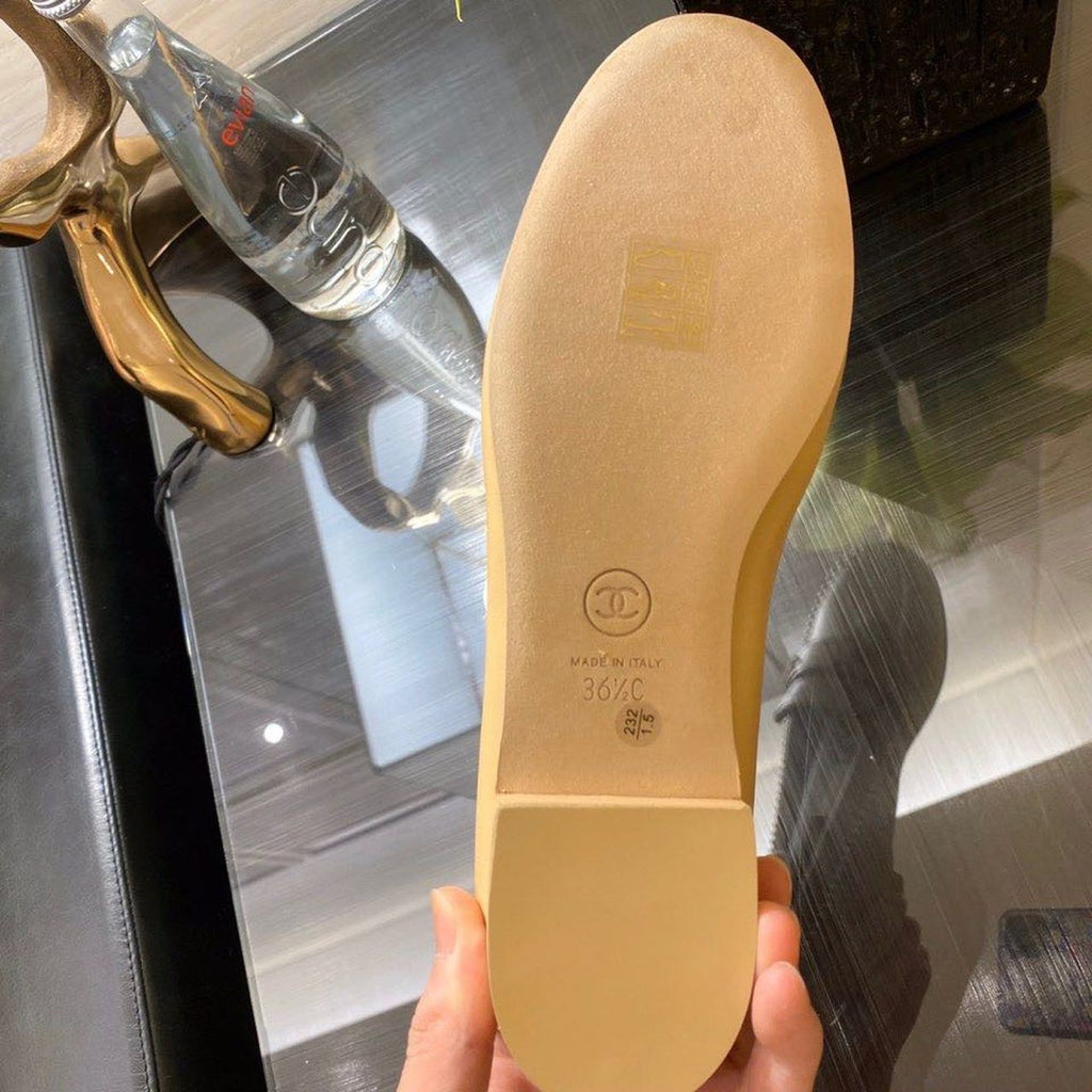 Chanel Pearl Embroidered Flats Sandals Lambskin Leather Spring/Summer Collection Tan
