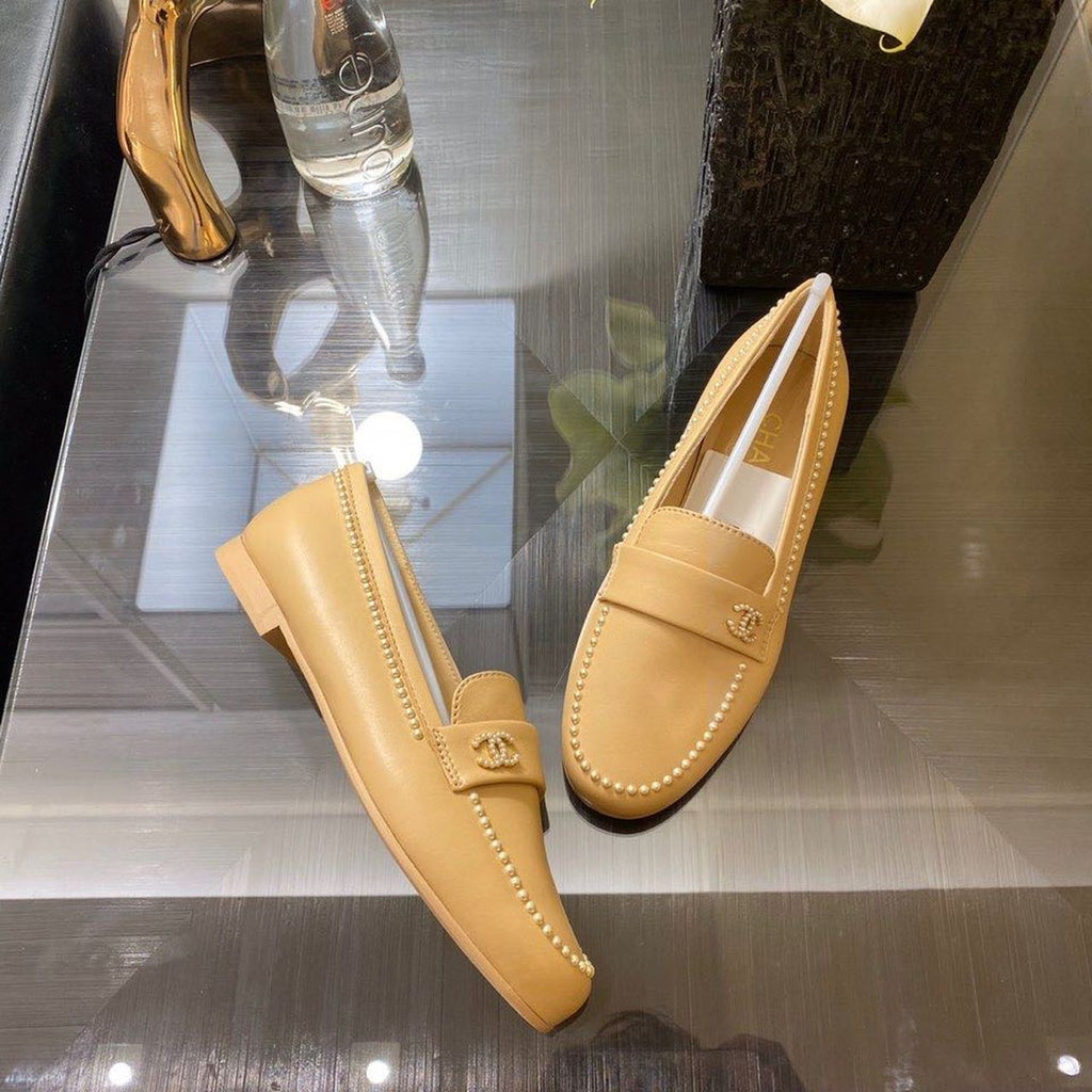 Chanel Pearl Embroidered Flats Sandals Lambskin Leather Spring/Summer Collection Tan