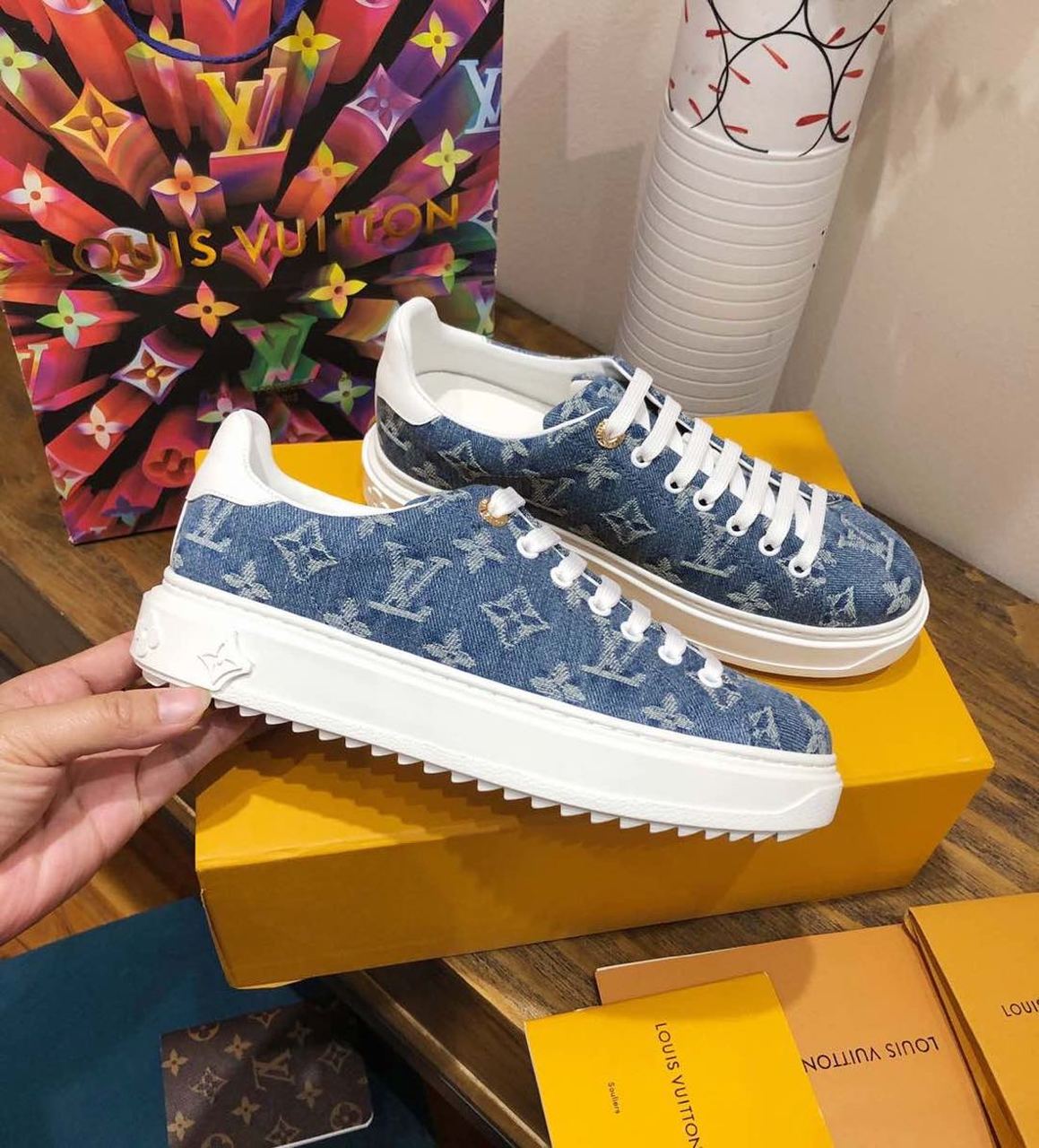 Louis Vuitton Time Out Low Top Sneakers Calfskin Leather Spring/Summer 2020 Collection 1A4XYE Denim Blue