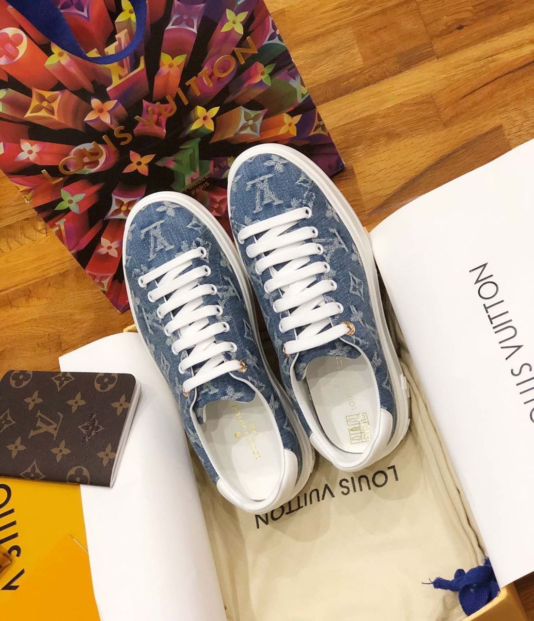 Louis Vuitton Time Out Low Top Sneakers Calfskin Leather Spring/Summer 2020 Collection 1A4XYE Denim Blue