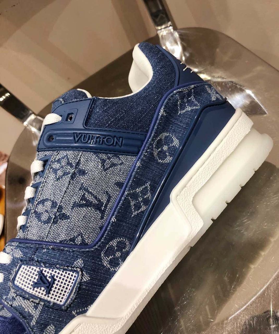 Louis Vuitton Trainer Sneakers Calfskin Leather Spring/Summer Collection Denim Blue
