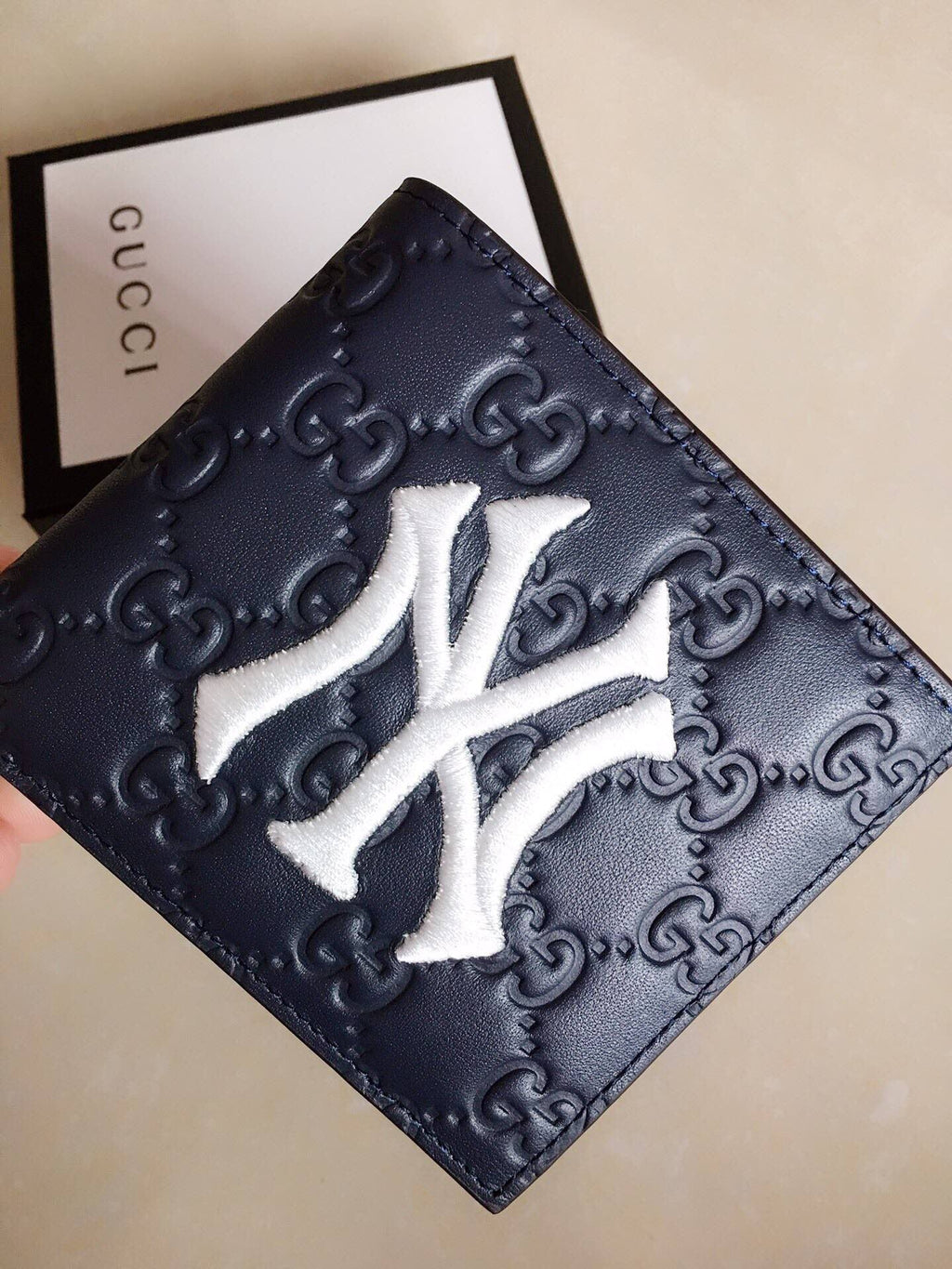 Gucci Bi-Fold Wallet 11cm