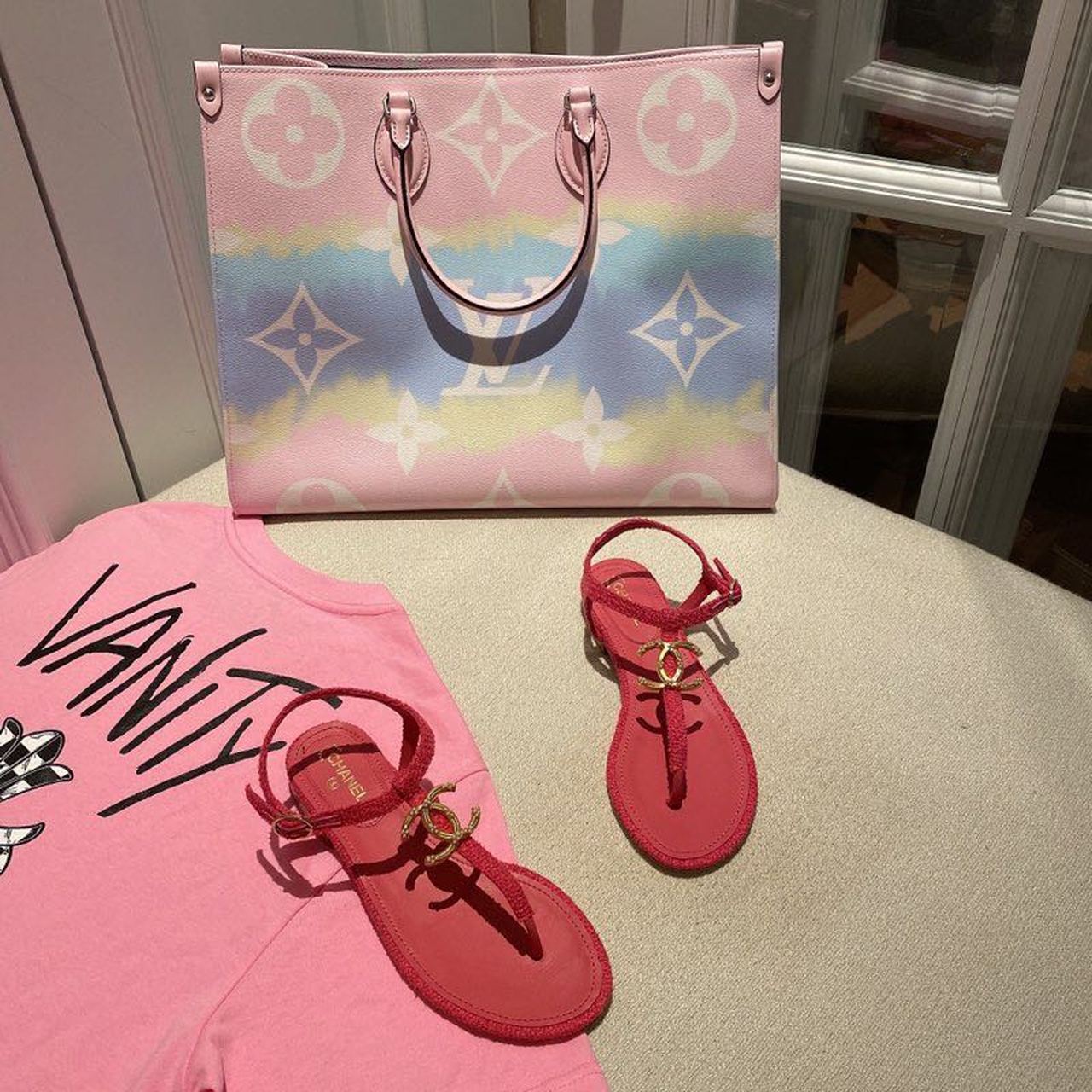 Chanel Pearl Embroidered CC Logo Thong Sandals Calfskin Leather Spring/Summer Act 1 Collection, Red