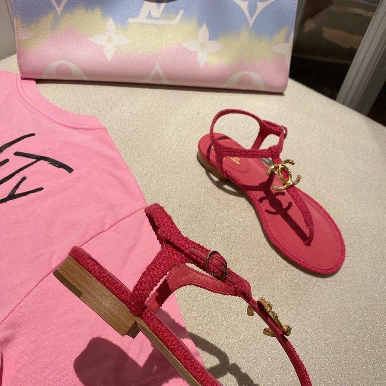 Chanel Pearl Embroidered CC Logo Thong Sandals Calfskin Leather Spring/Summer Act 1 Collection, Red