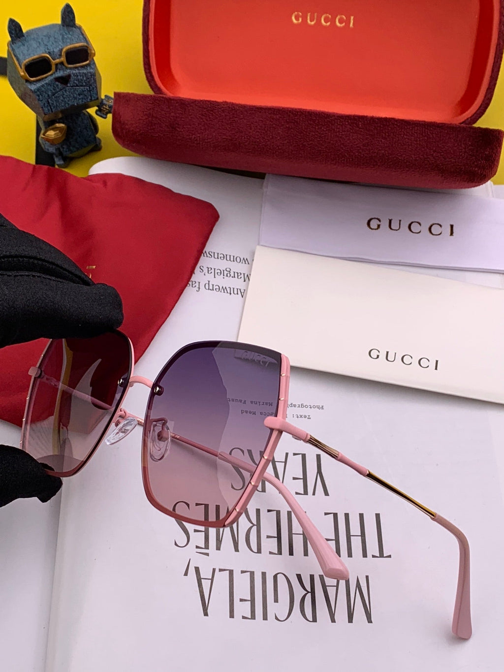 Gucci Oversize Oval-Frame Sunglasses