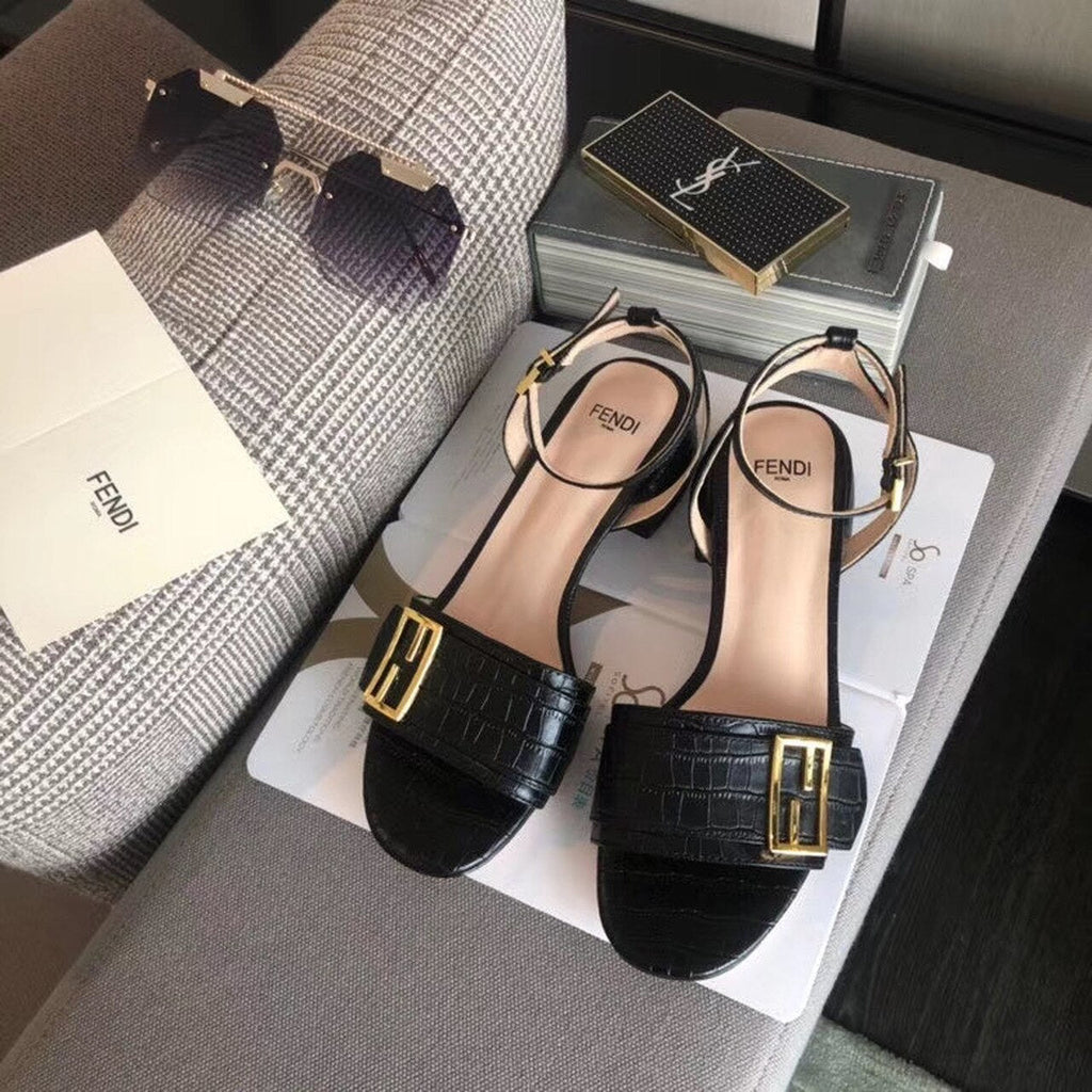 Fendi FF Block Heel Flat Sandals Croc Embossed Calfskin Leather Spring/Summer Collection Black