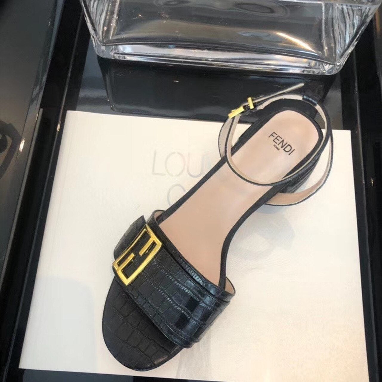 Fendi FF Block Heel Flat Sandals Croc Embossed Calfskin Leather Spring/Summer Collection Black