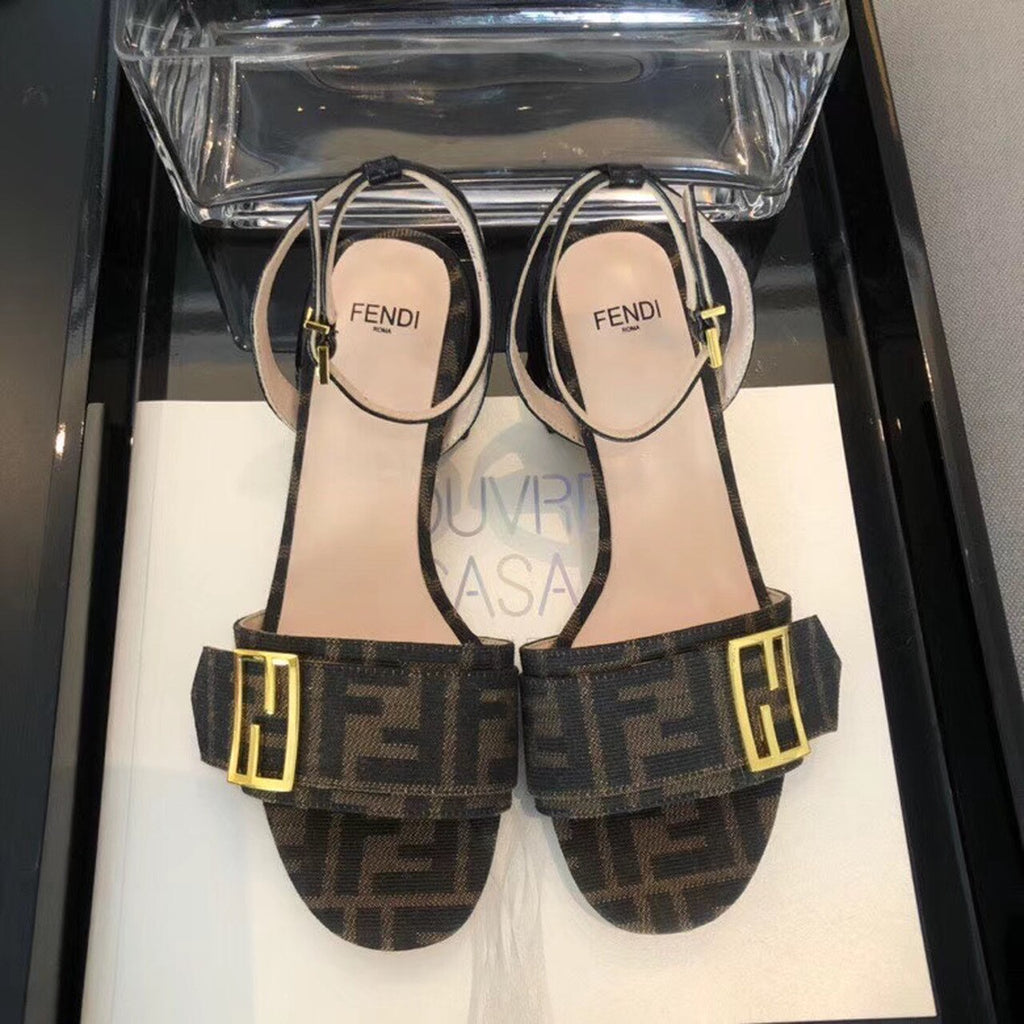 Fendi FF Block Heel Flat Sandals Croc Embossed Calfskin Leather Spring/Summer Collection Brown