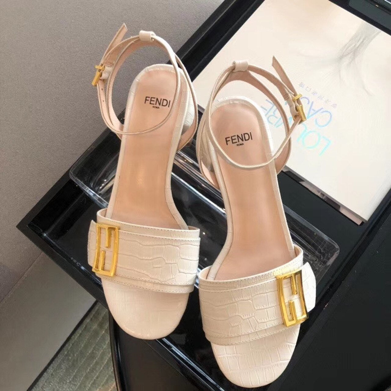 Fendi FF Block Heel Flat Sandals Croc Embossed Calfskin Leather Spring/Summer 2020 Collection, White