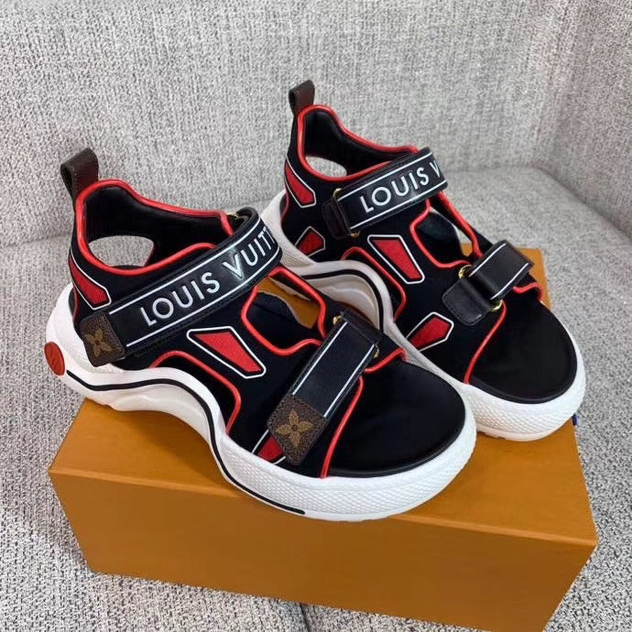 Louis Vuitton Archlight Sandals Calfskin Leather Spring/Summer Collection Black/Red