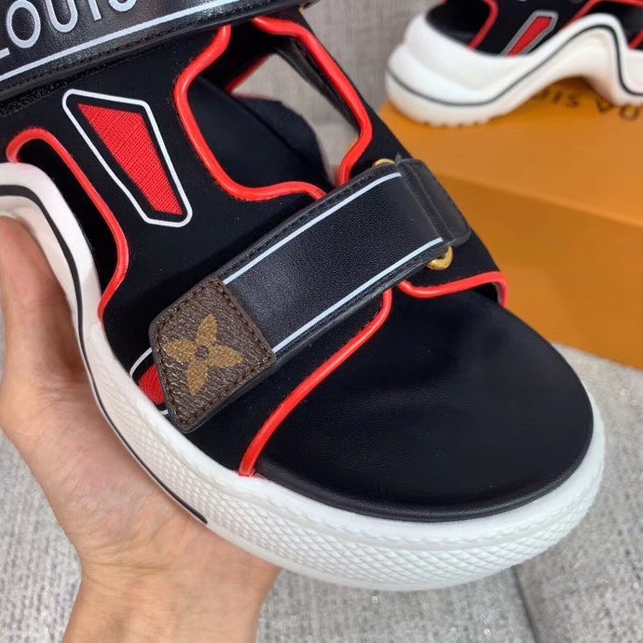 Louis Vuitton Archlight Sandals Calfskin Leather Spring/Summer Collection Black/Red