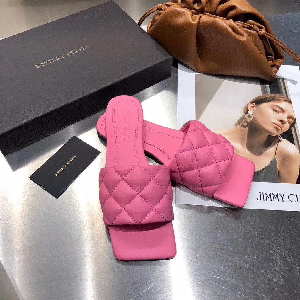 Bottega Veneta Square Toe Padded Sandals Calfskin Leather Spring/Summer 2020 Collection, Pink