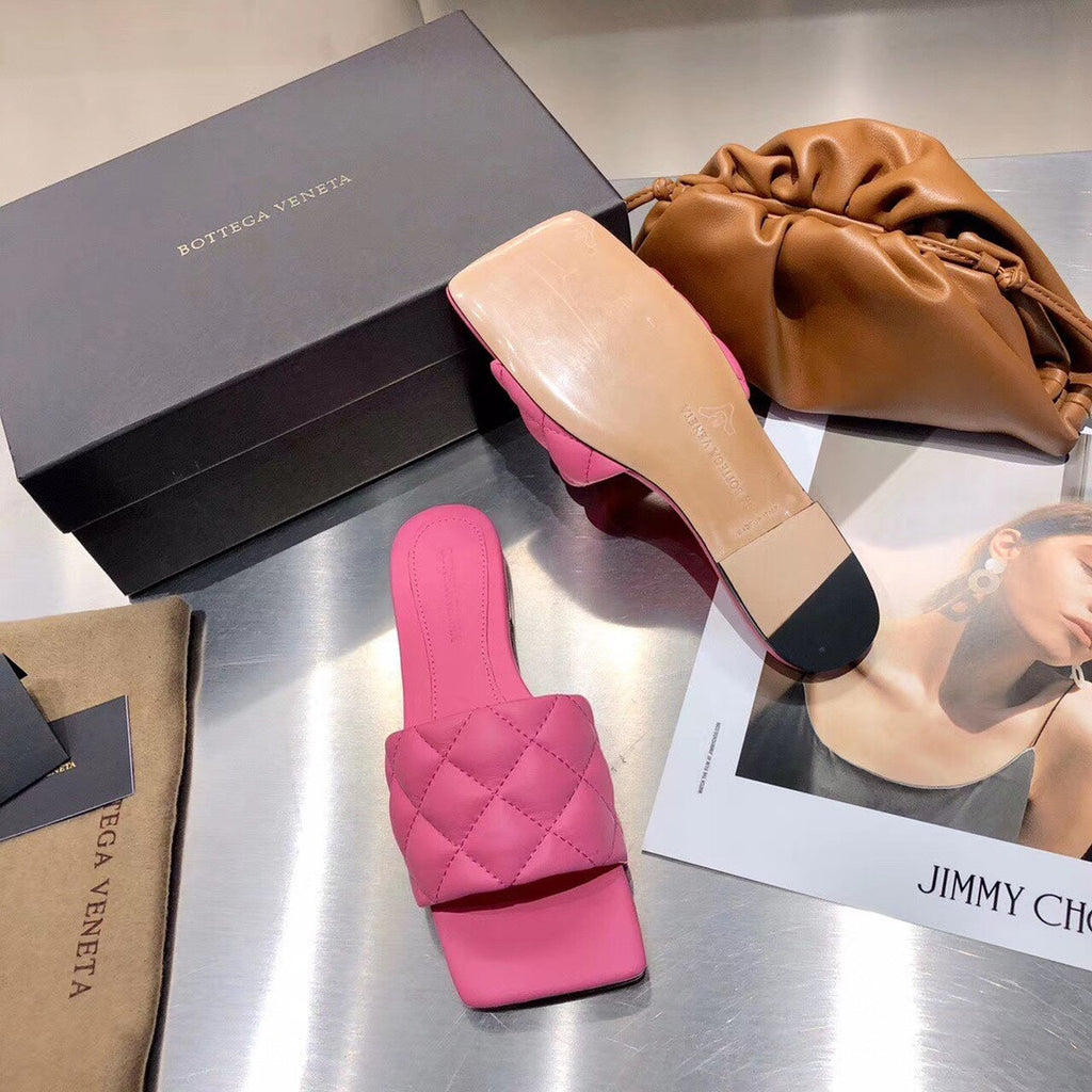 Bottega Veneta Square Toe Padded Sandals Calfskin Leather Spring/Summer 2020 Collection, Pink