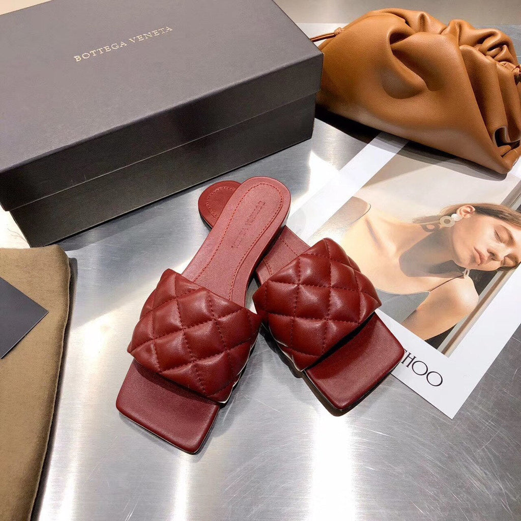Bottega Veneta Square Toe Padded Sandals Calfskin Leather Spring/Summer 2020 Collection, Burgundy