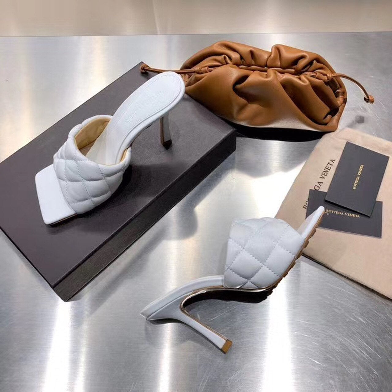Bottega Veneta Puffy Dream Square Mules Lambskin Leather Spring/Summer 2020 Collection, White