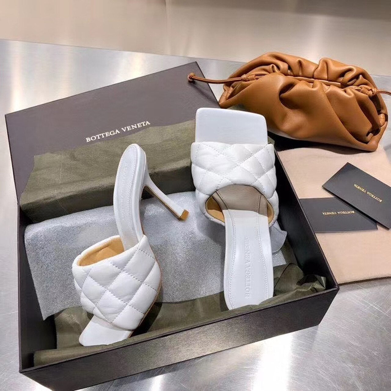 Bottega Veneta Puffy Dream Square Mules Lambskin Leather Spring/Summer 2020 Collection, White