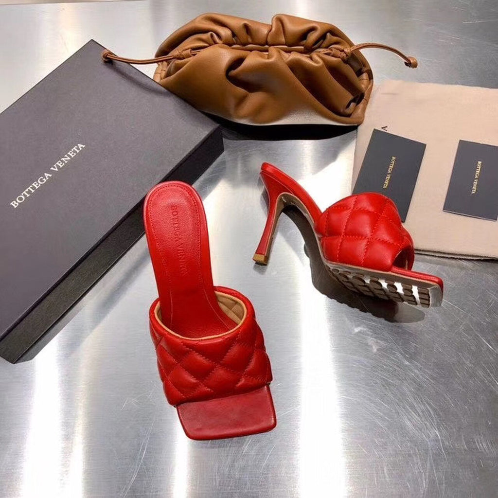 Bottega Veneta Puffy Dream Square Mules Lambskin Leather Spring/Summer 2020 Collection, Red