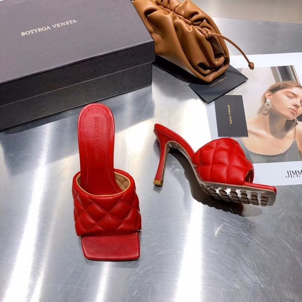 Bottega Veneta Puffy Dream Square Mules Lambskin Leather Spring/Summer 2020 Collection, Red
