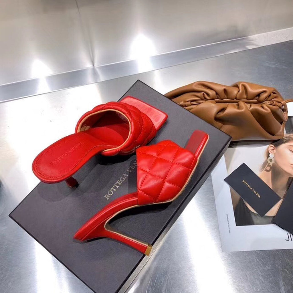 Bottega Veneta Puffy Dream Square Mules Lambskin Leather Spring/Summer 2020 Collection, Red