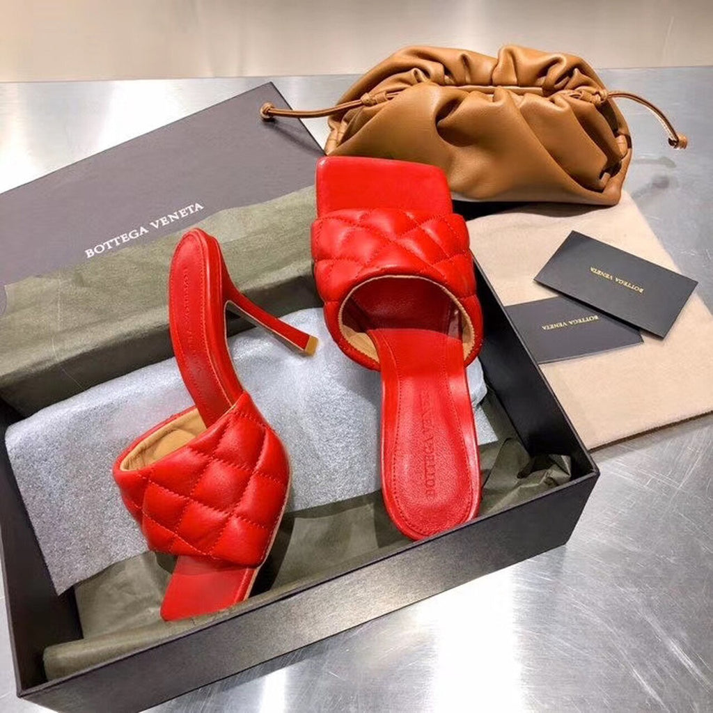 Bottega Veneta Puffy Dream Square Mules Lambskin Leather Spring/Summer 2020 Collection, Red