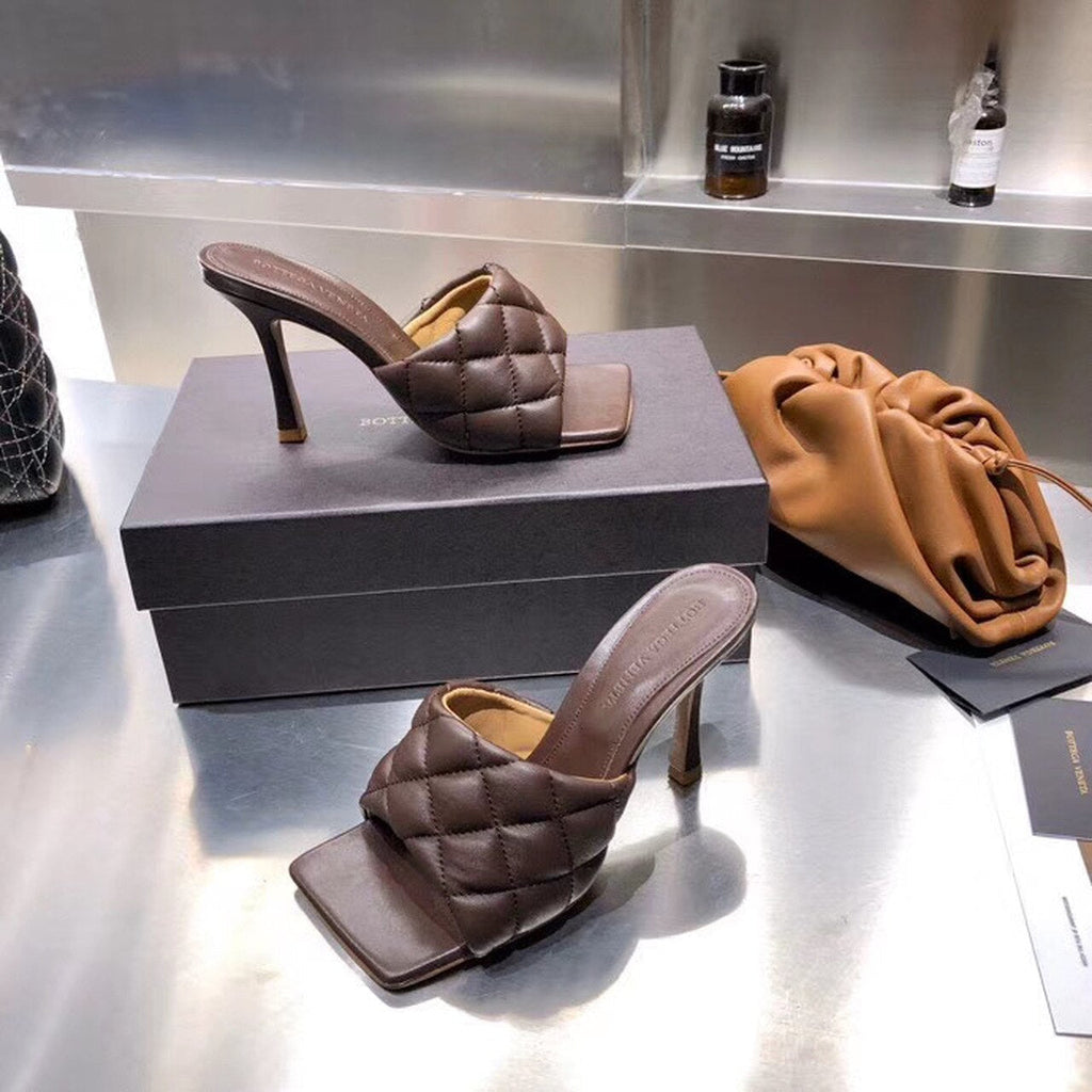 Bottega Veneta Puffy Dream Square Mules Lambskin Leather Spring/Summer 2020 Collection, Brown
