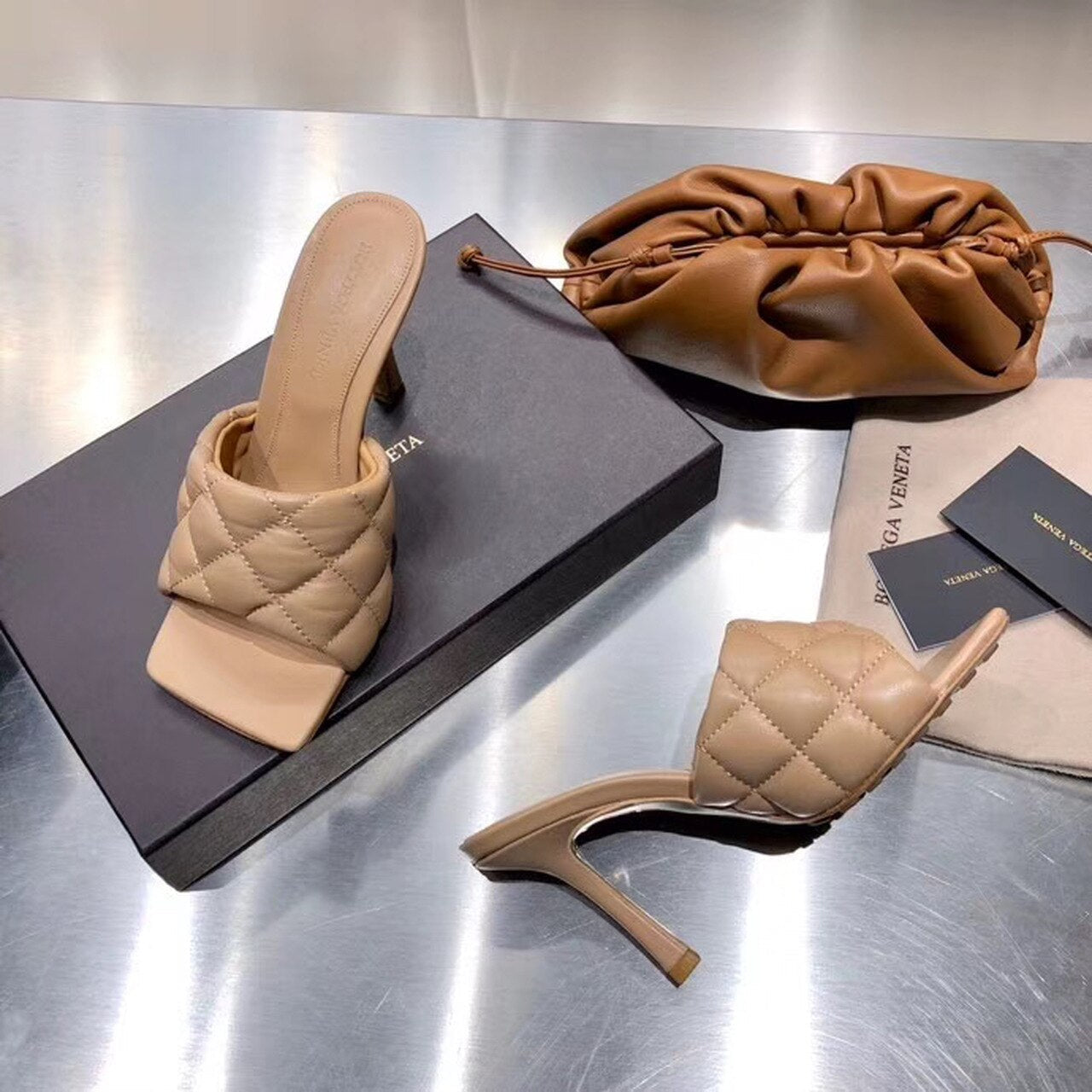 Bottega Veneta Puffy Dream Square Mules Lambskin Leather Spring/Summer 2020 Collection, Beige