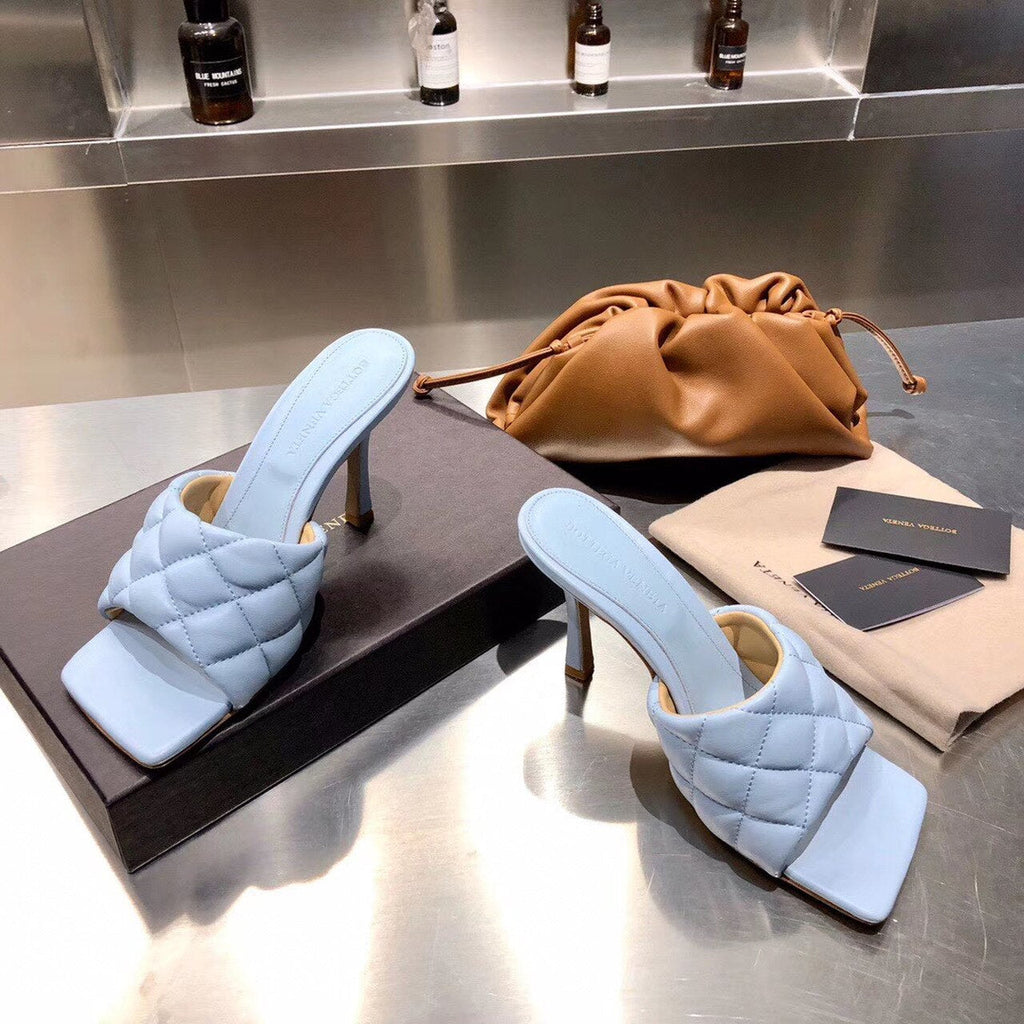 Bottega Veneta Puffy Dream Square Mules Lambskin Leather Spring/Summer 2020 Collection, Light Blue