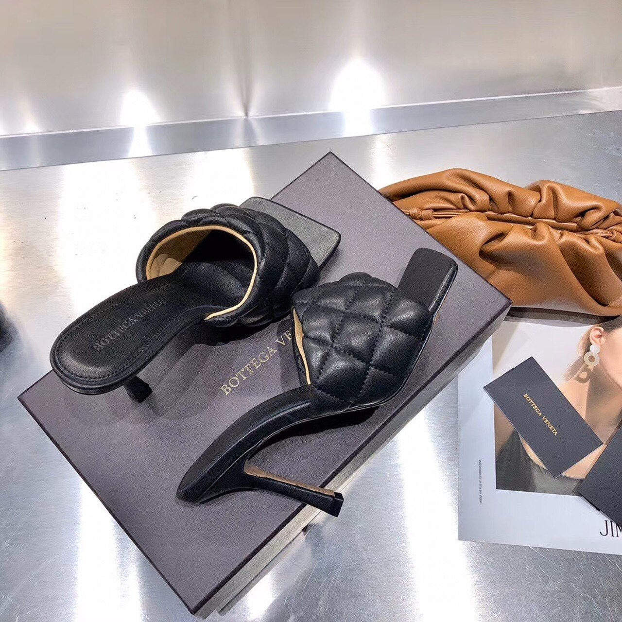 Bottega Veneta Puffy Dream Square Mules Lambskin Leather Spring/Summer 2020 Collection, Black