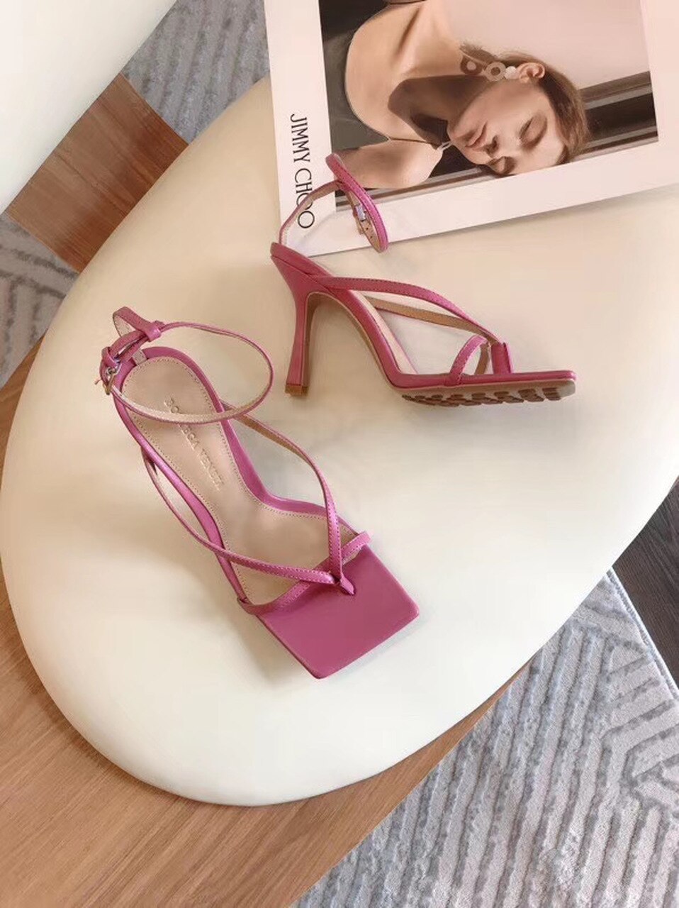 Bottega Veneta Square Toe Thong Sandals Lambskin Leather Spring/Summer 2020 Collection, Pink
