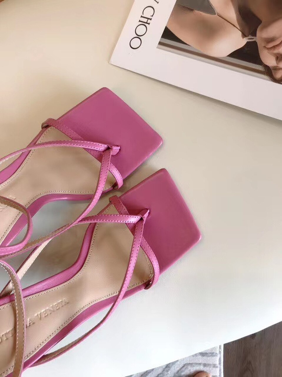 Bottega Veneta Square Toe Thong Sandals Lambskin Leather Spring/Summer 2020 Collection, Pink