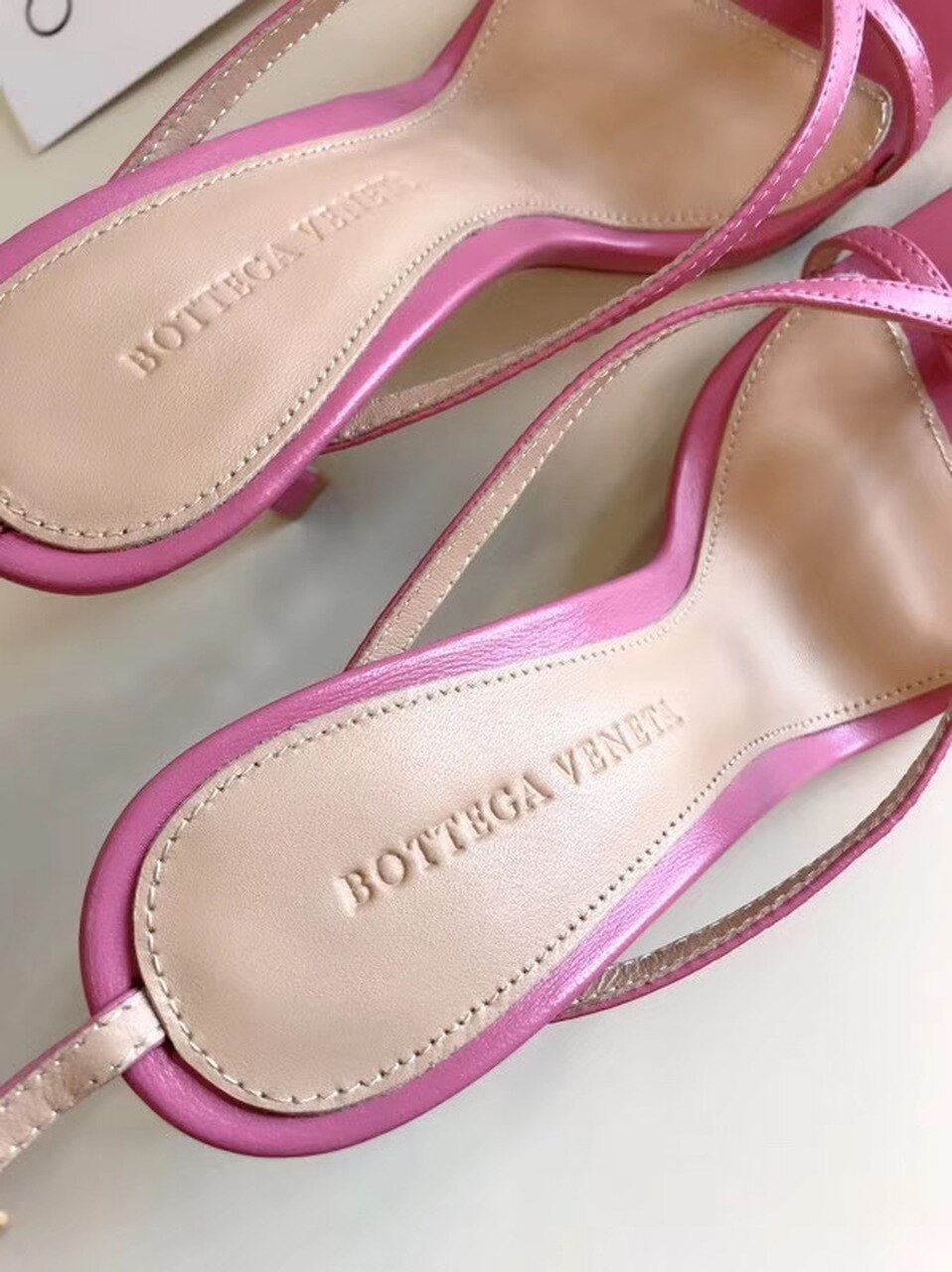 Bottega Veneta Square Toe Thong Sandals Lambskin Leather Spring/Summer 2020 Collection, Pink
