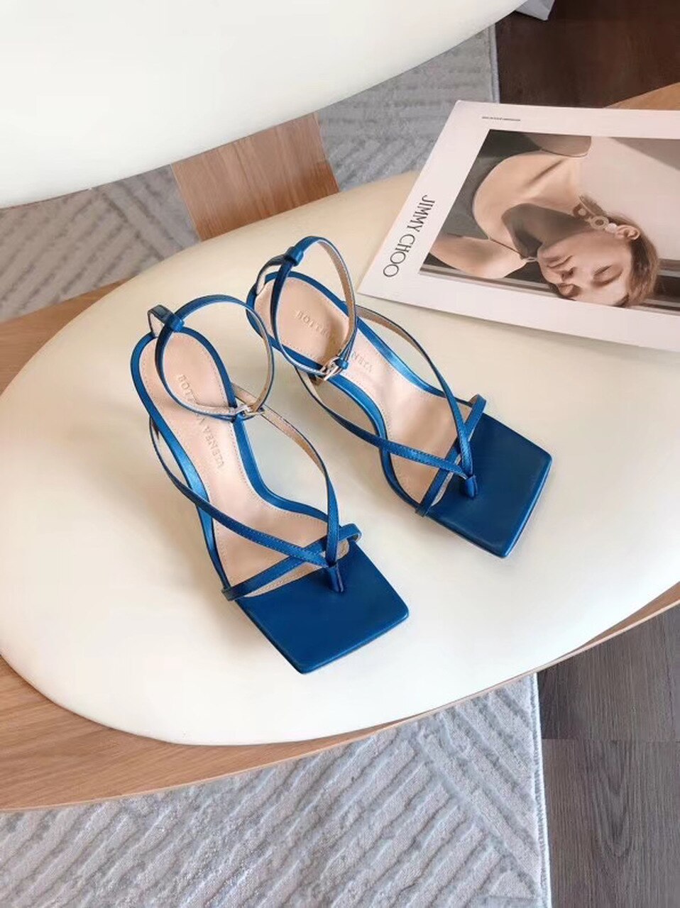 Bottega Veneta Square Toe Thong Sandals Lambskin Leather Spring/Summer 2020 Collection, Dark Blue