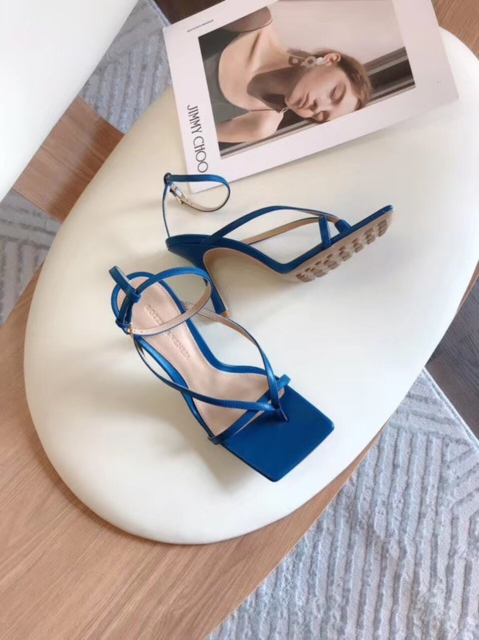 Bottega Veneta Square Toe Thong Sandals Lambskin Leather Spring/Summer 2020 Collection, Dark Blue
