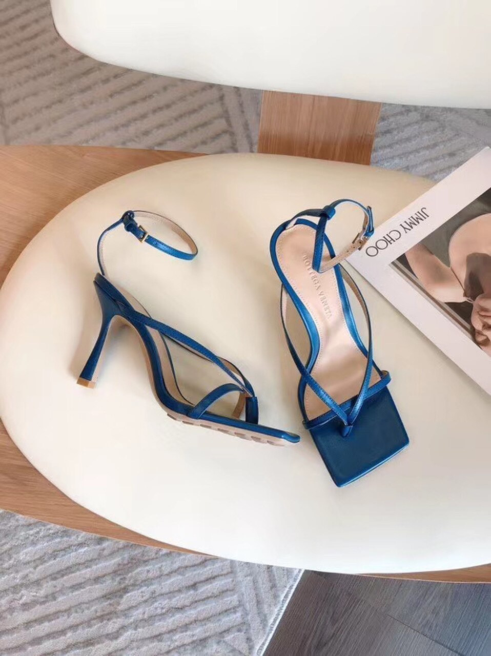 Bottega Veneta Square Toe Thong Sandals Lambskin Leather Spring/Summer 2020 Collection, Dark Blue