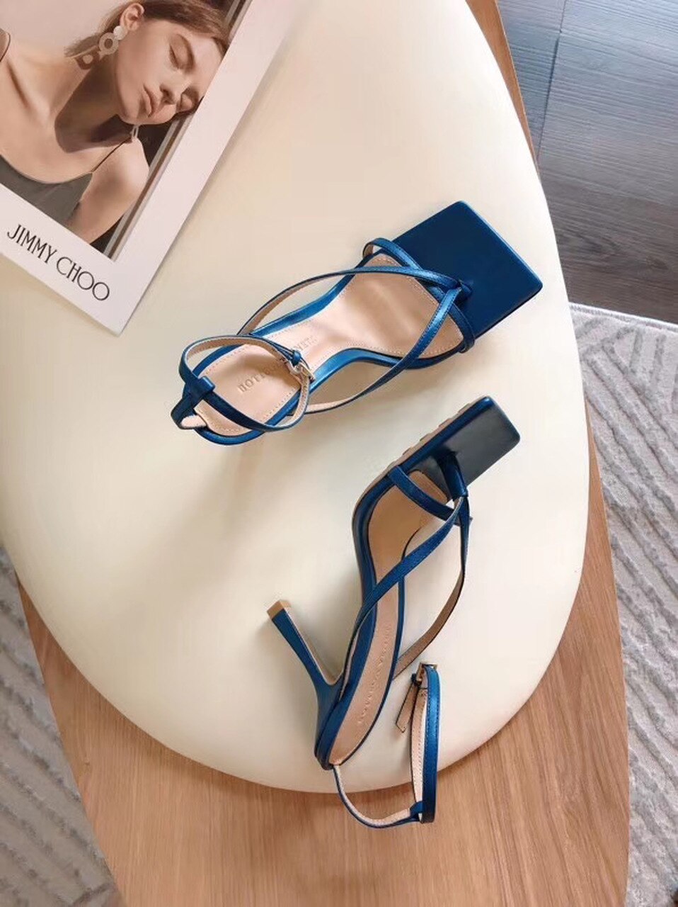 Bottega Veneta Square Toe Thong Sandals Lambskin Leather Spring/Summer 2020 Collection, Dark Blue