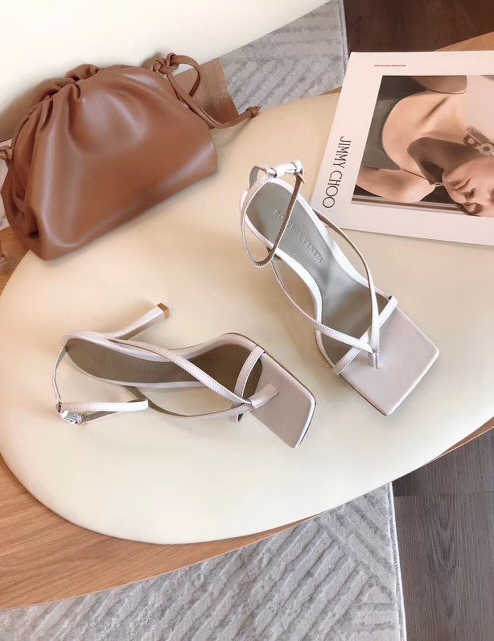 Bottega Veneta Square Toe Thong Sandals Lambskin Leather Spring/Summer 2020 Collection, White