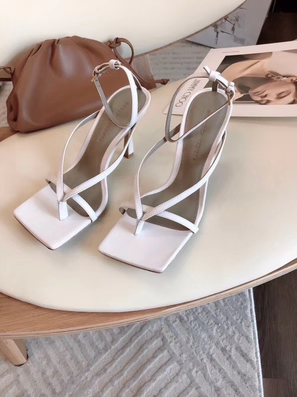 Bottega Veneta Square Toe Thong Sandals Lambskin Leather Spring/Summer 2020 Collection, White