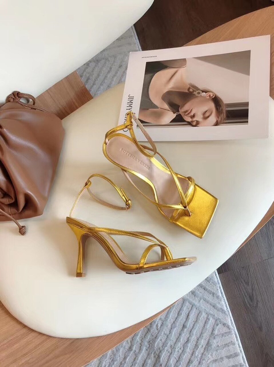 Bottega Veneta Square Toe Thong Sandals Lambskin Leather Spring/Summer 2020 Collection, Gold