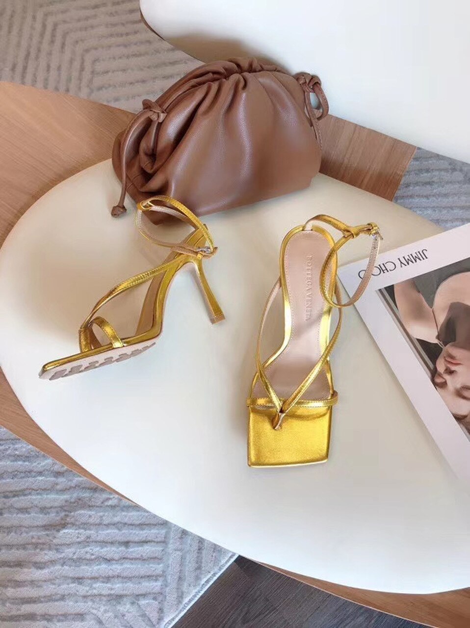 Bottega Veneta Square Toe Thong Sandals Lambskin Leather Spring/Summer 2020 Collection, Gold