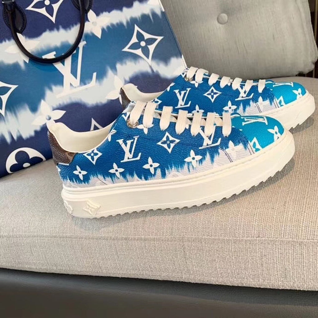 Louis Vuitton Tie Dye Escale Time Out Sneakers Calfskin Leather Spring/Summer Collection 1A7UM7 Blue