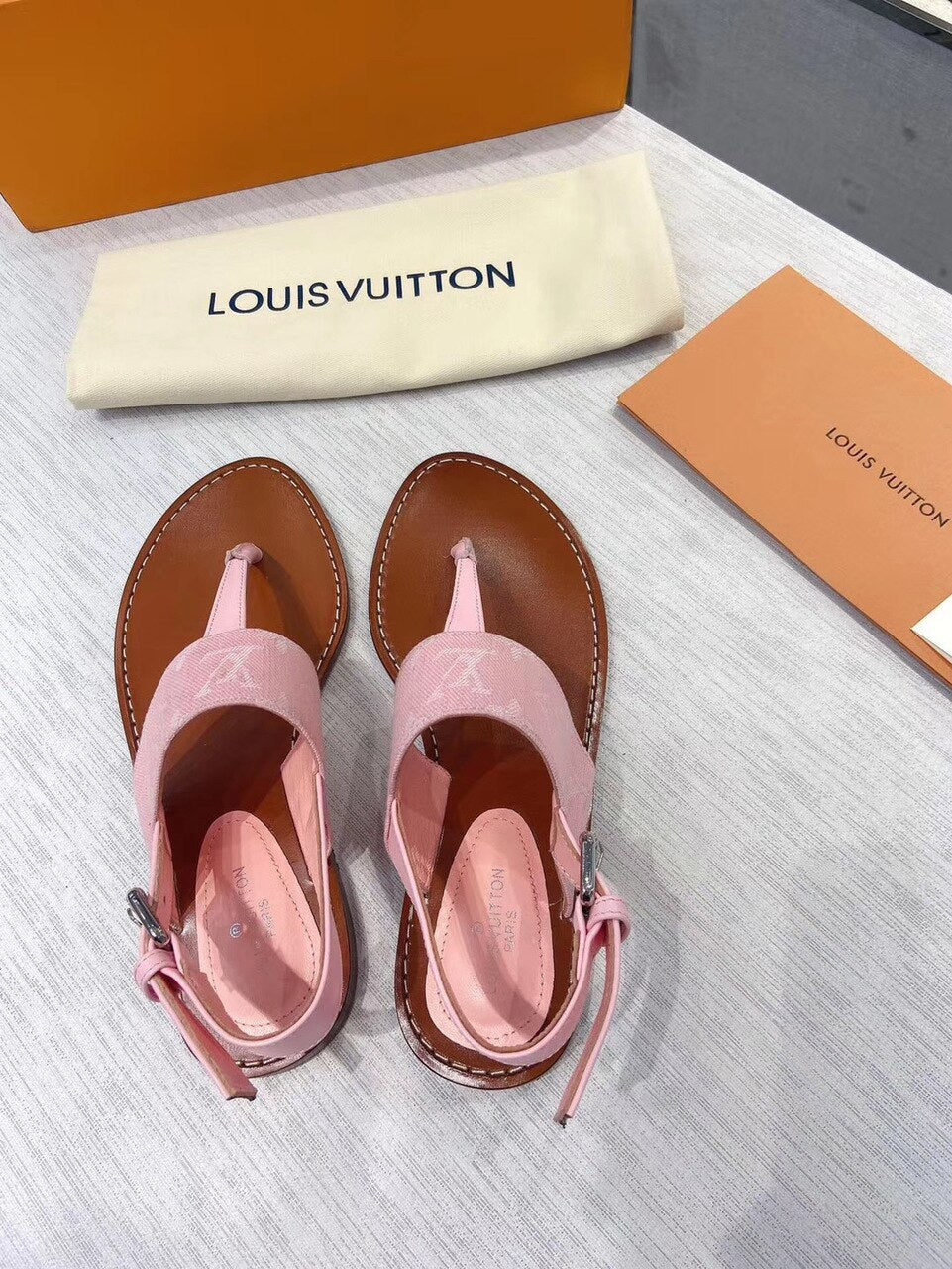 Louis Vuitton Starboard Denim Thong Sandals Calfskin Leather Spring/Summer 2020 Collection 1A7RDP Pink