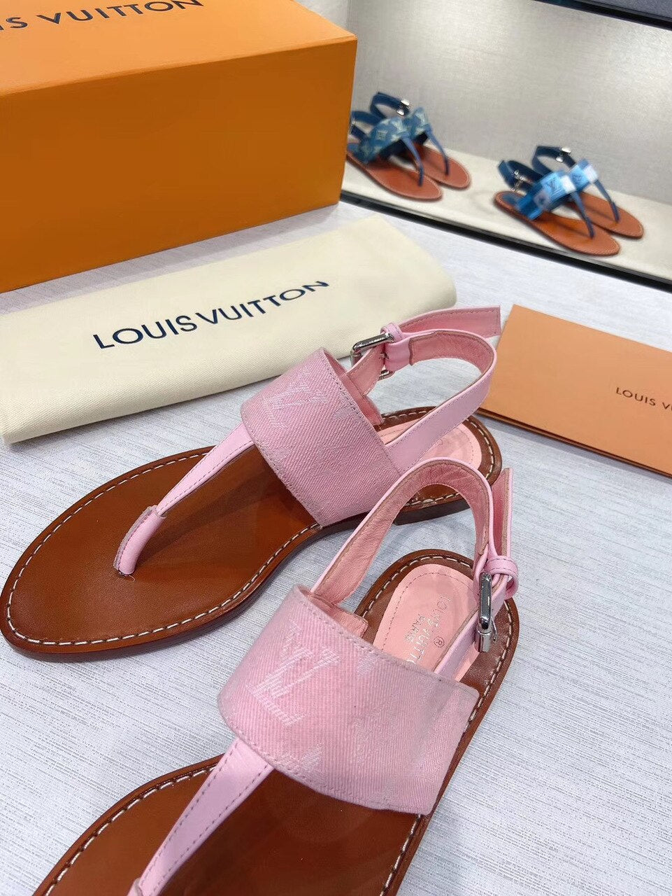 Louis Vuitton Starboard Denim Thong Sandals Calfskin Leather Spring/Summer 2020 Collection 1A7RDP Pink