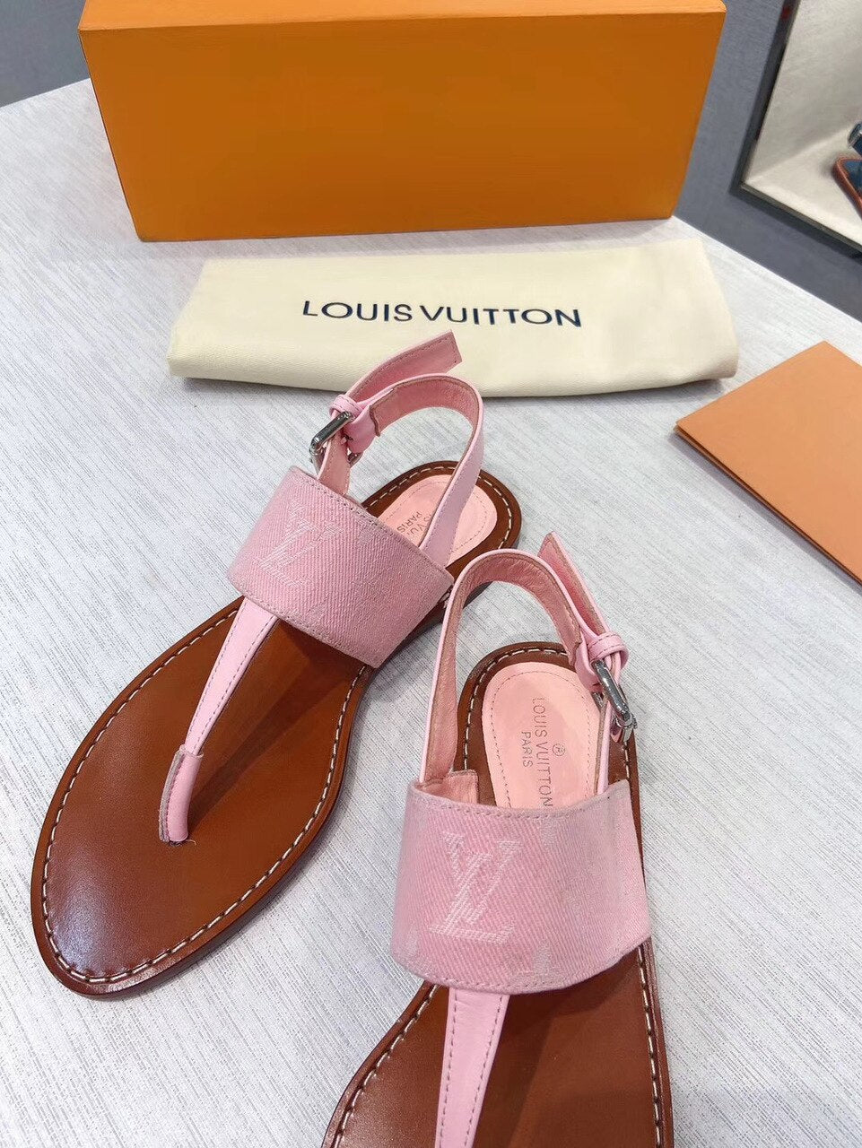 Louis Vuitton Starboard Denim Thong Sandals Calfskin Leather Spring/Summer 2020 Collection 1A7RDP Pink