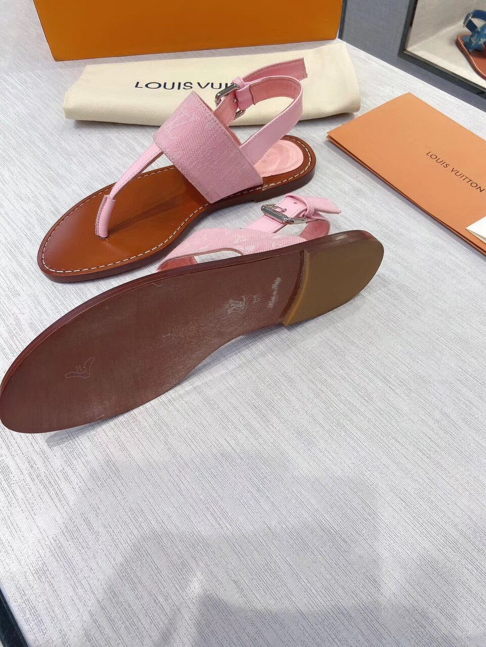Louis Vuitton Starboard Denim Thong Sandals Calfskin Leather Spring/Summer 2020 Collection 1A7RDP Pink