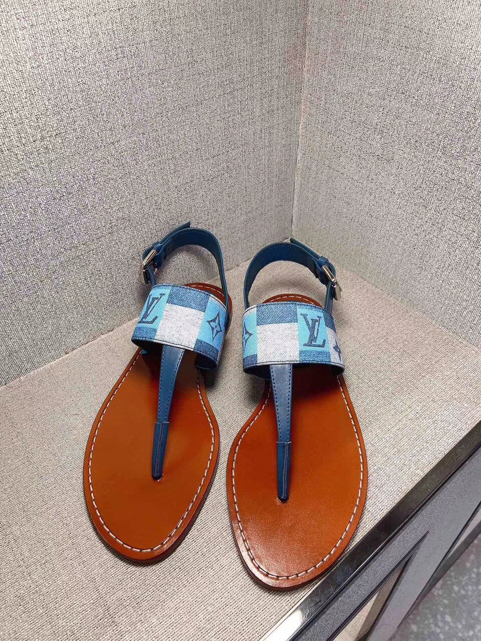 Louis Vuitton Starboard Denim Thong Sandals Calfskin Leather Spring/Summer Collection Blue